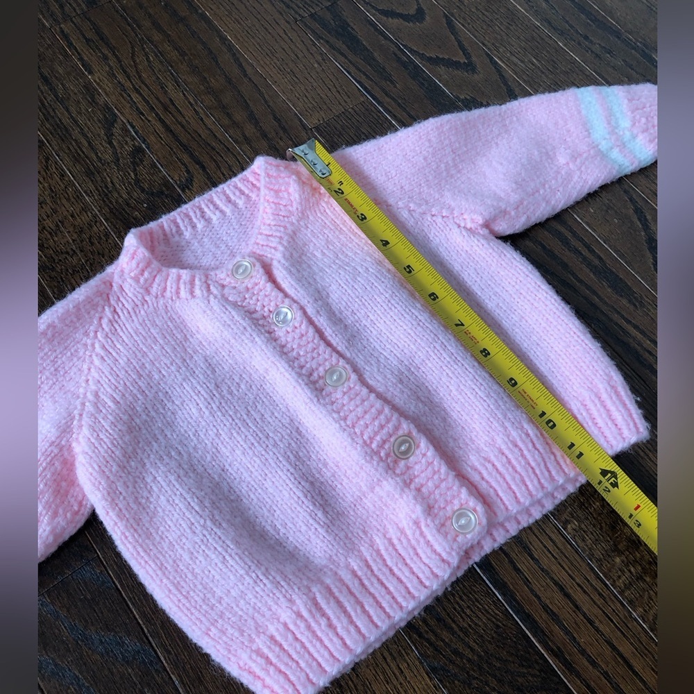 Vintage Girls 2-3Y Light Pink/White Handmade Crocheted Sweater w/Dog on Back - Picture 5 of 9